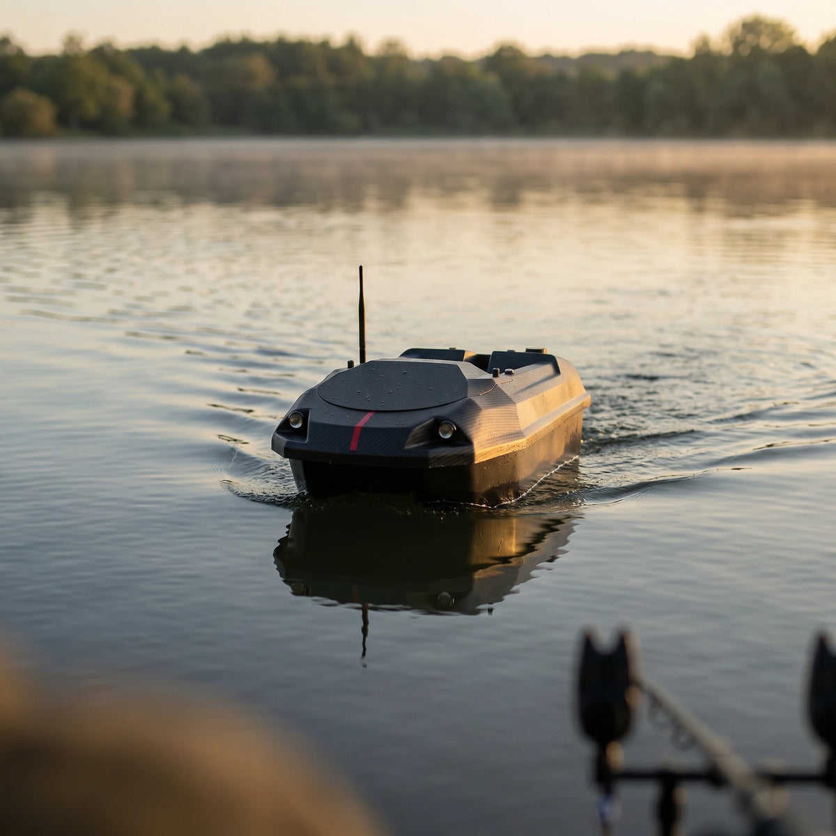 Bateau Amorceur 600m Double Batterie Force